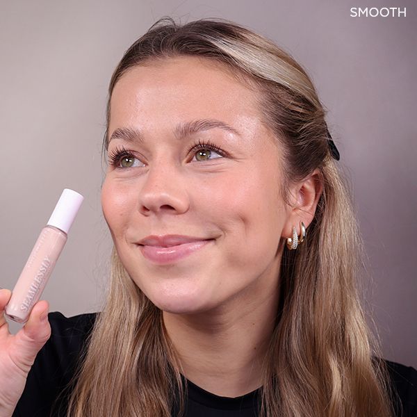 Seamlessly Serum Concealer